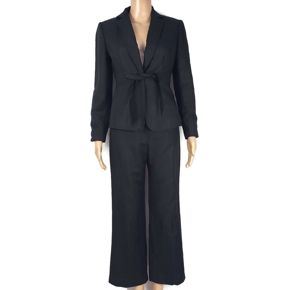 Tahari Pants - Tahari size 2 women's pantsuit